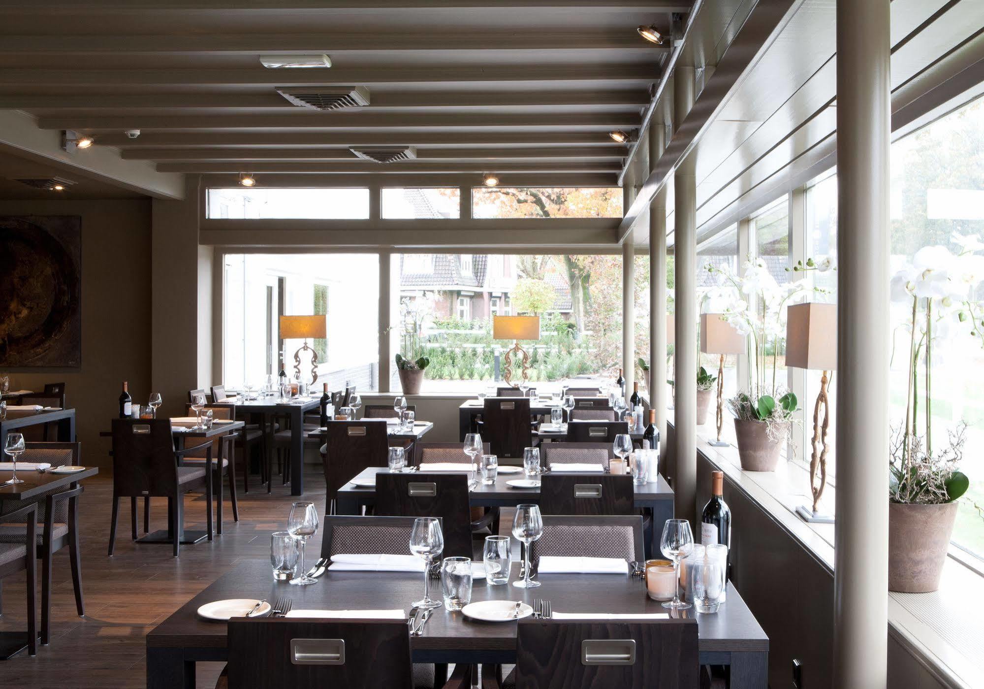 Fletcher Hotel-Restaurant Het Witte Huis Soest Exterior foto