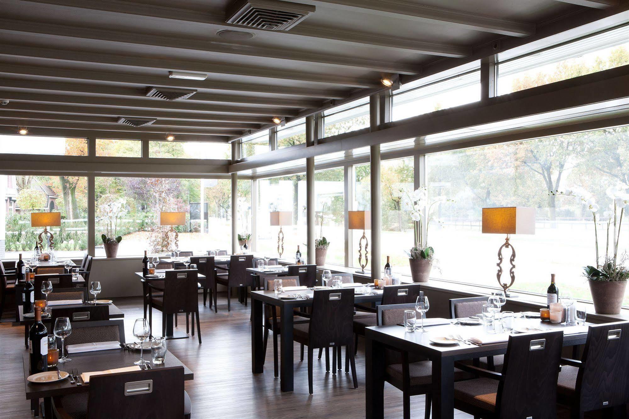 Fletcher Hotel-Restaurant Het Witte Huis Soest Exterior foto